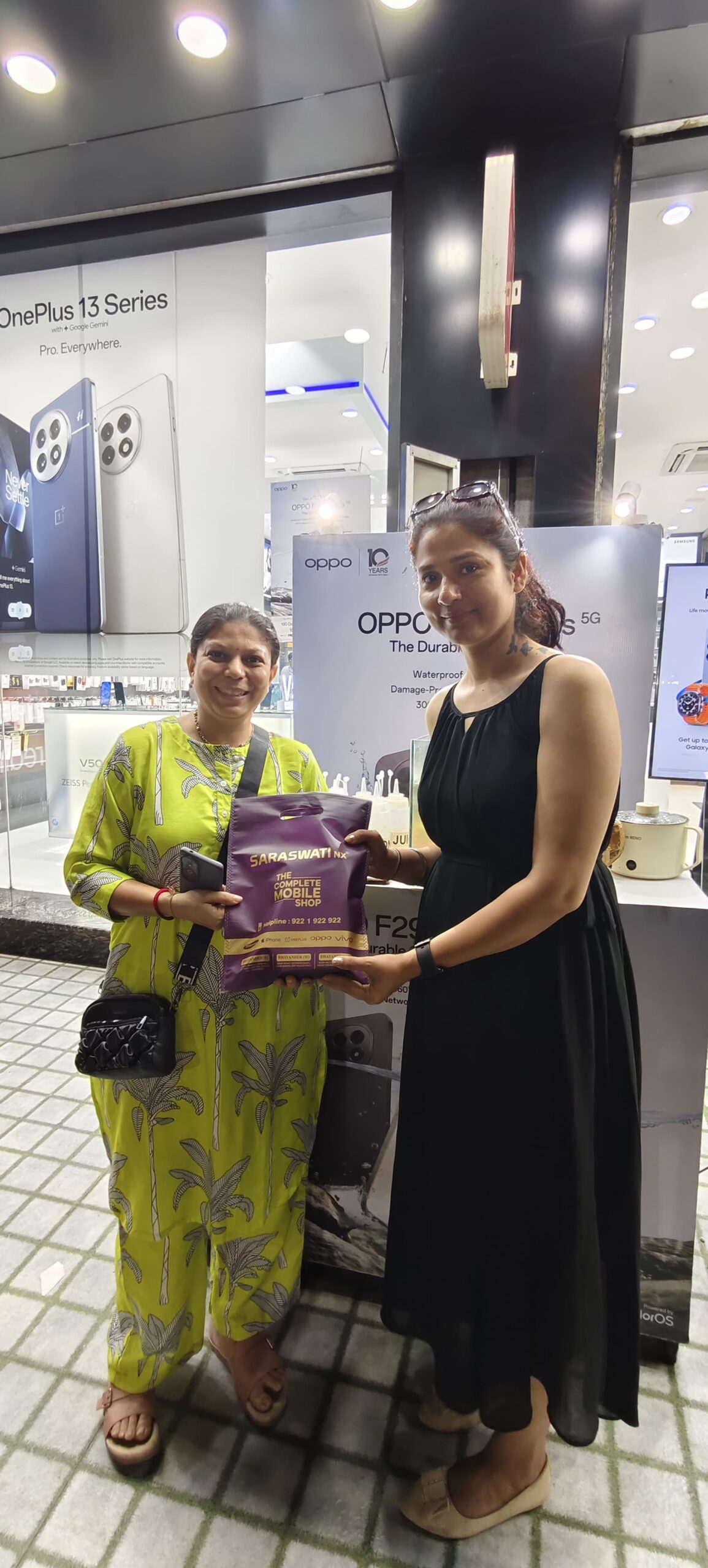 Oppo F29 Retail Activation